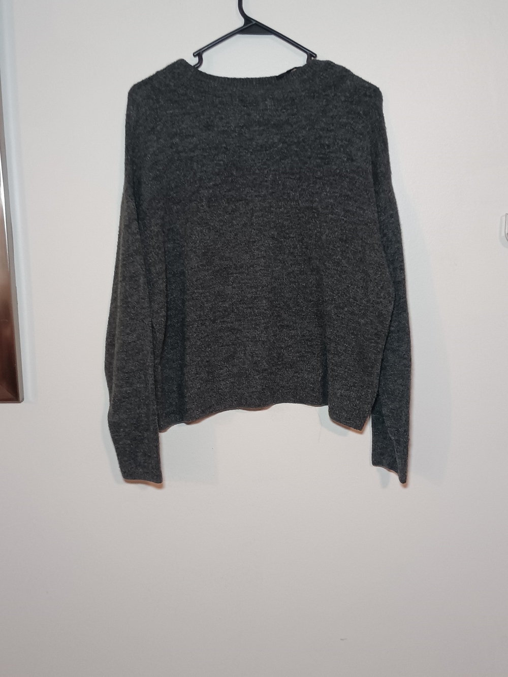 H&M Charcoal Gray Crew Neck Knit Sweater